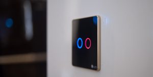 cong-tac-thong-minh-la-gi-co-tot-khong-co-nen-mu-6